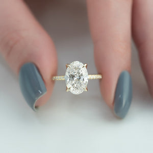 The Pave Petal Kamellie Set  With A 3 Carat Oval 18K Yellow Gold Moissanite