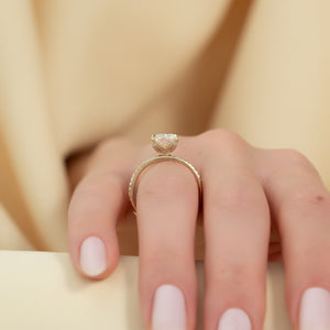 The Petal Kamellie Set With A 3 Carat Radiant 18K Yellow Gold Lab Diamond