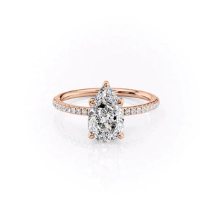 The Petal Kamellie Set With A 1.5 Carat Pear 14K Rose Gold Lab Diamond