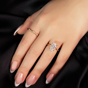 The Lexie Set  With A 2.5 Carat Oval 18K Yellow Gold Moissanite