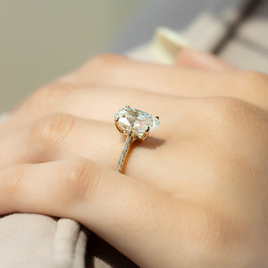 The Lexie Set  With A 2 Carat Oval 18K Yellow Gold Moissanite