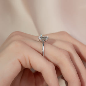 The Ashley Set  With A 2.5 Carat Emerald 14K White Gold Moissanite