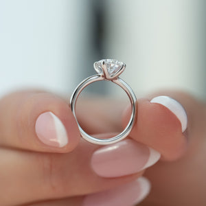 The Ashley Set  With A 2.5 Carat Oval 14K White Gold Moissanite