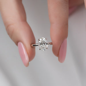 The Ashley Set  With A 2.5 Carat Oval 14K White Gold Moissanite