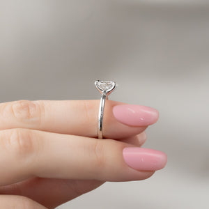 The Ashley Set  With A 2.5 Carat Oval 14K White Gold Moissanite