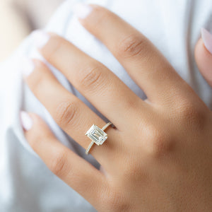 The Ashley Set With A 1 Carat Emerald 18K Yellow Gold Lab Diamond