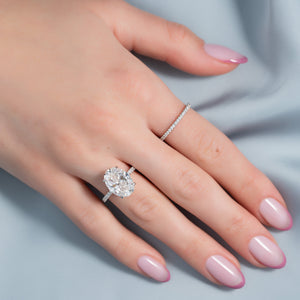 The Ashley Set With A 1 Carat Oval 14K White Gold Lab Diamond