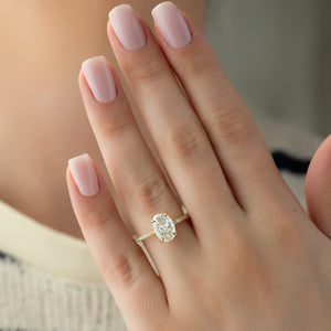 The Ashley Set With A 1 Carat Oval 18K Yellow Gold Lab Diamond