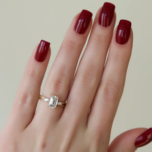 The Kelsey Set With A 1 Carat Emerald 18K Yellow Gold Lab Diamond