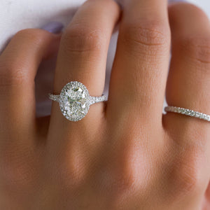 The Miley Set With A 1 Carat Oval 18K White Gold Lab Diamond