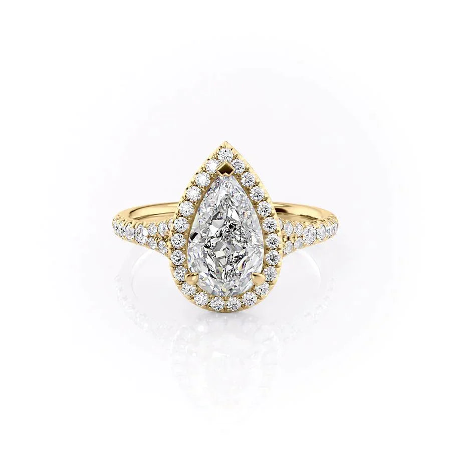 The Miley Set With A 1 Carat Pear 18K Yellow Gold Lab Diamond