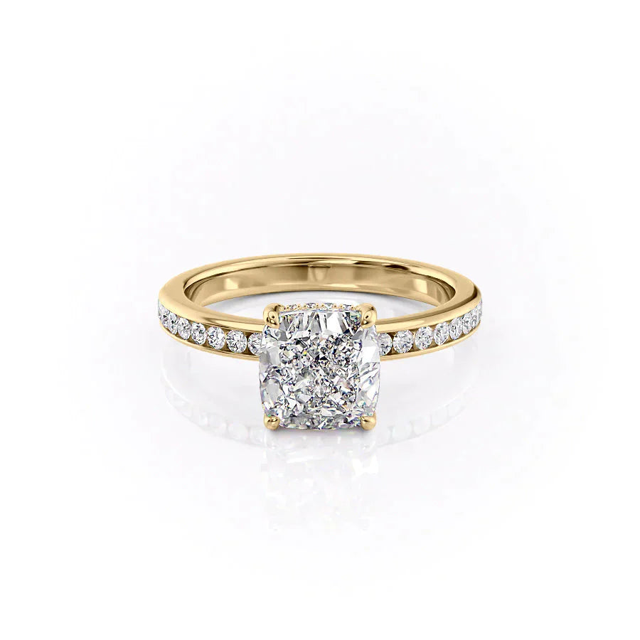 The Marilyn Set With A 1 Carat Cushion 18K Yellow Gold Lab Diamond