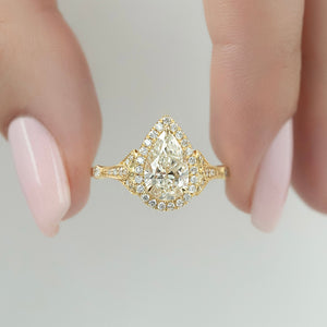 The Halo Stephanie Set With A 1 Carat Pear 18K Yellow Gold Lab Diamond