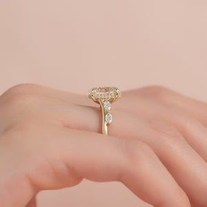 The Nova Set With A 1 Carat Oval 18K Yellow Gold Lab Diamond