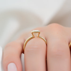 The Eliza Set With A 1 Carat Emerald 18K Yellow Gold Lab Diamond