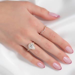 The Emma Set  With A 1 Carat Pear 18K Yellow Gold Moissanite