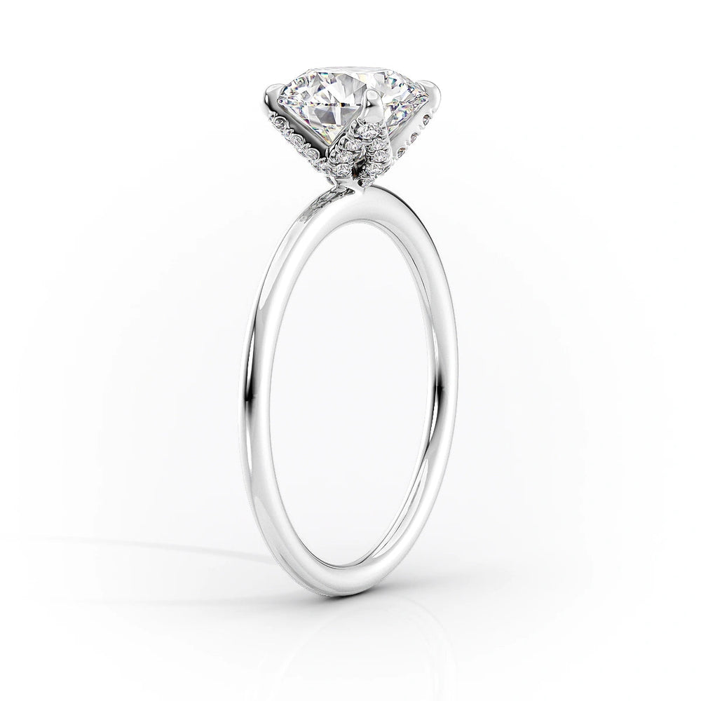 The Solitaire Petal Kamellie Set   With A 4 Carat Princess 18K White Gold Moissanite