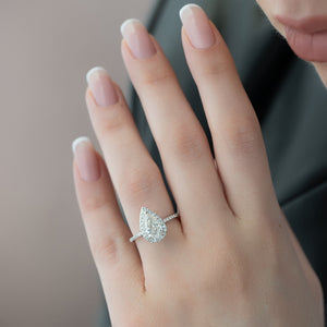 The Lenny Set With A 1 Carat Pear 14K White Gold Lab Diamond