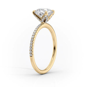 The Pave Petal Kamellie Set With A 1 Carat Cushion 18K Yellow Gold Lab Diamond
