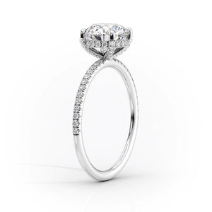 The Pave Crown Kamellie Set With A 2.5 Carat Cushion 18K White Gold Lab Diamond
